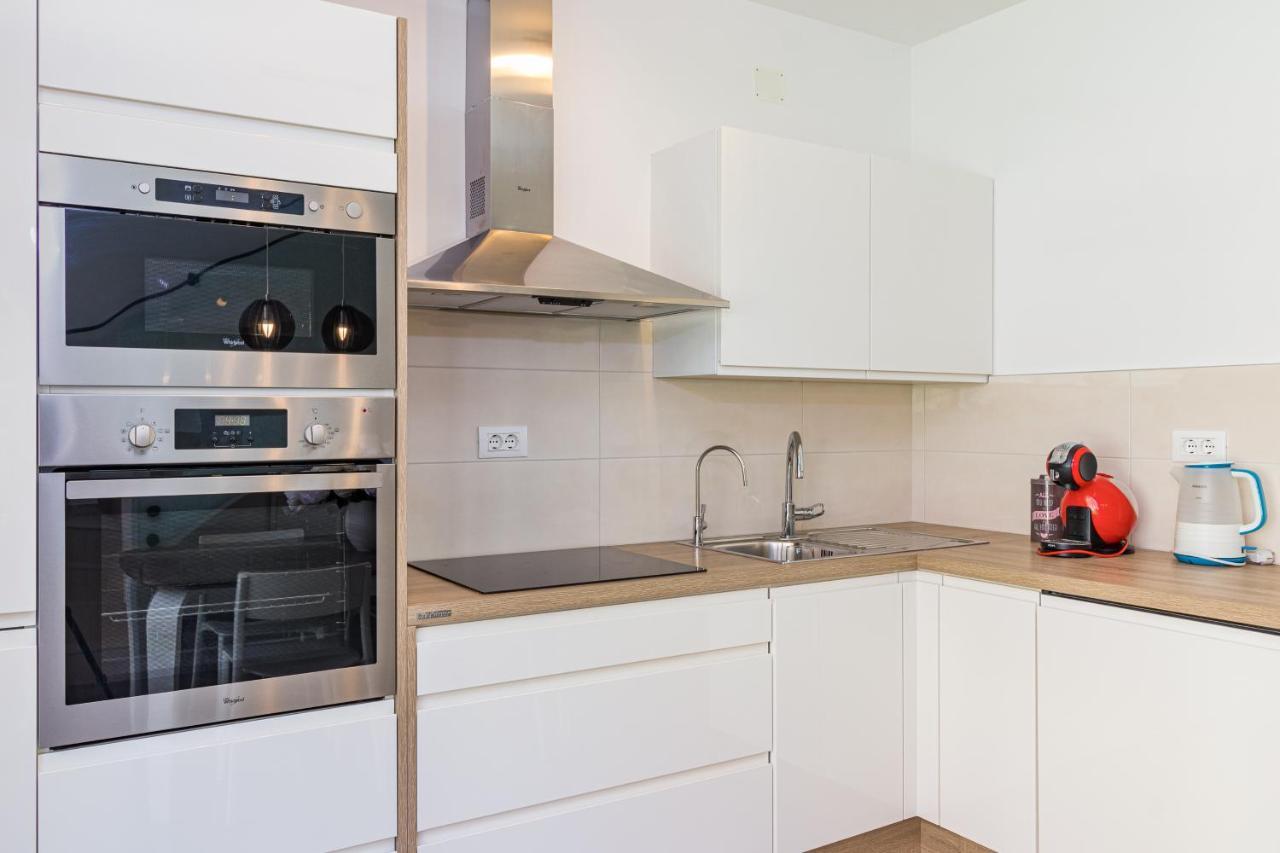 Apartments Anna Liznjan Ngoại thất bức ảnh